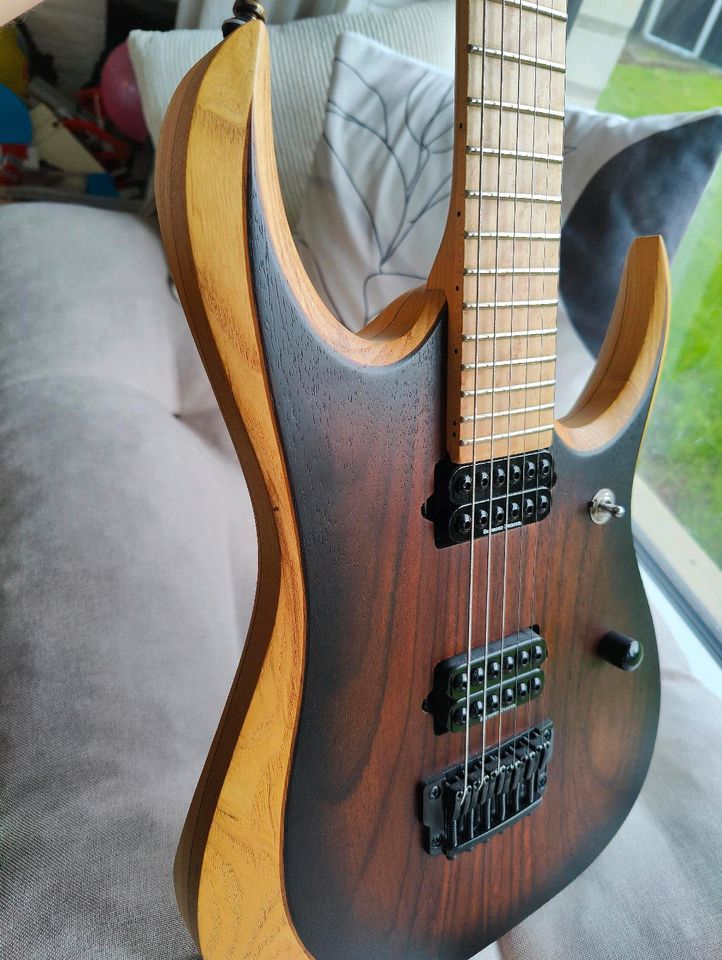 Ibanez RGDIX6MRW (Mit Upgrade auf SH8)