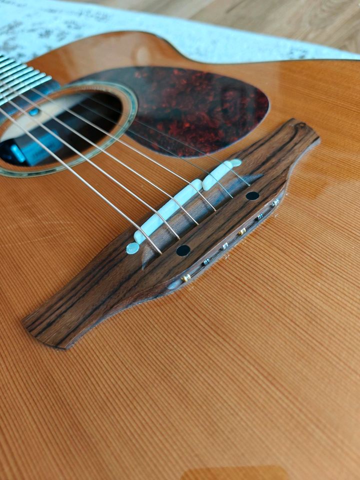 Takamine TAN77 (Cedar/Koa - vollmassiv) neue Bünde!