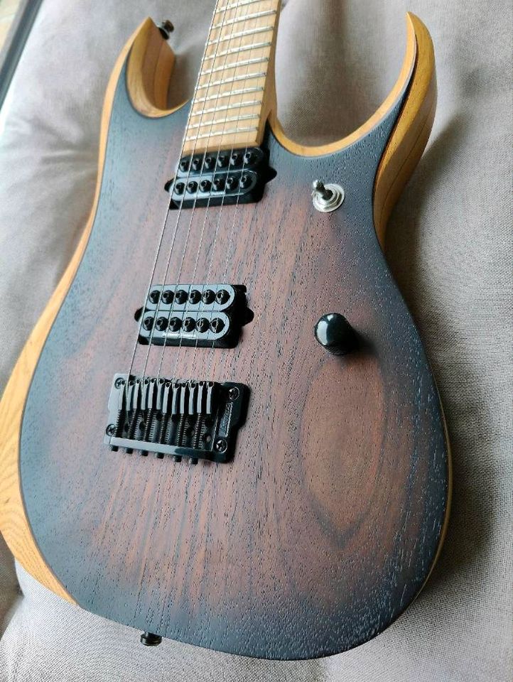 Ibanez RGDIX6MRW (Mit Upgrade auf SH8)