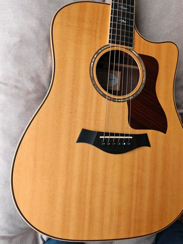 Taylor 810ce