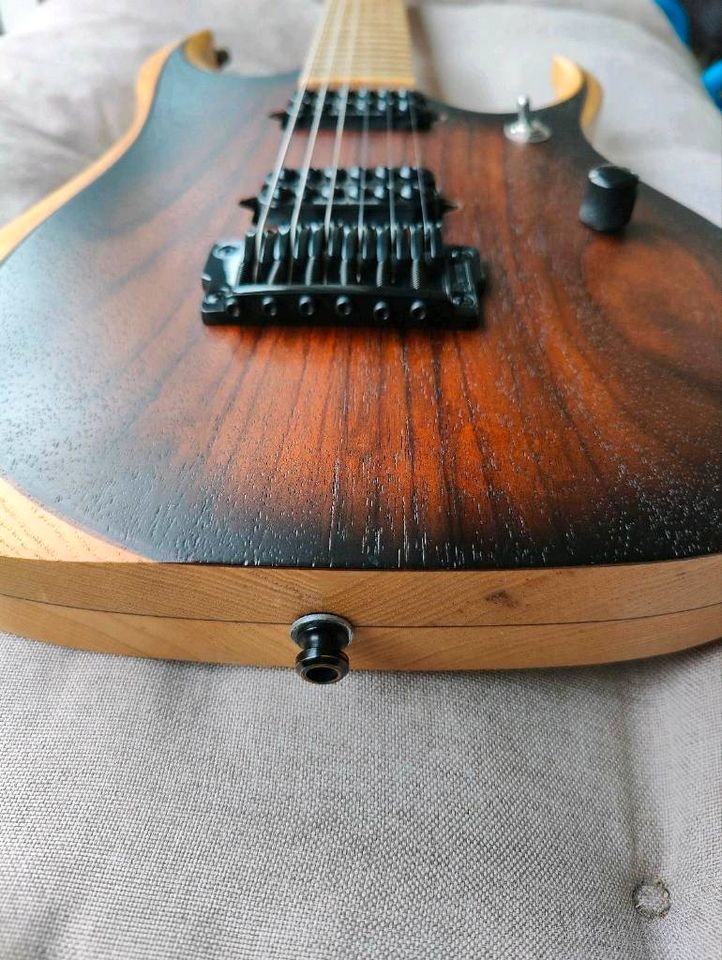 Ibanez RGDIX6MRW (Mit Upgrade auf SH8)