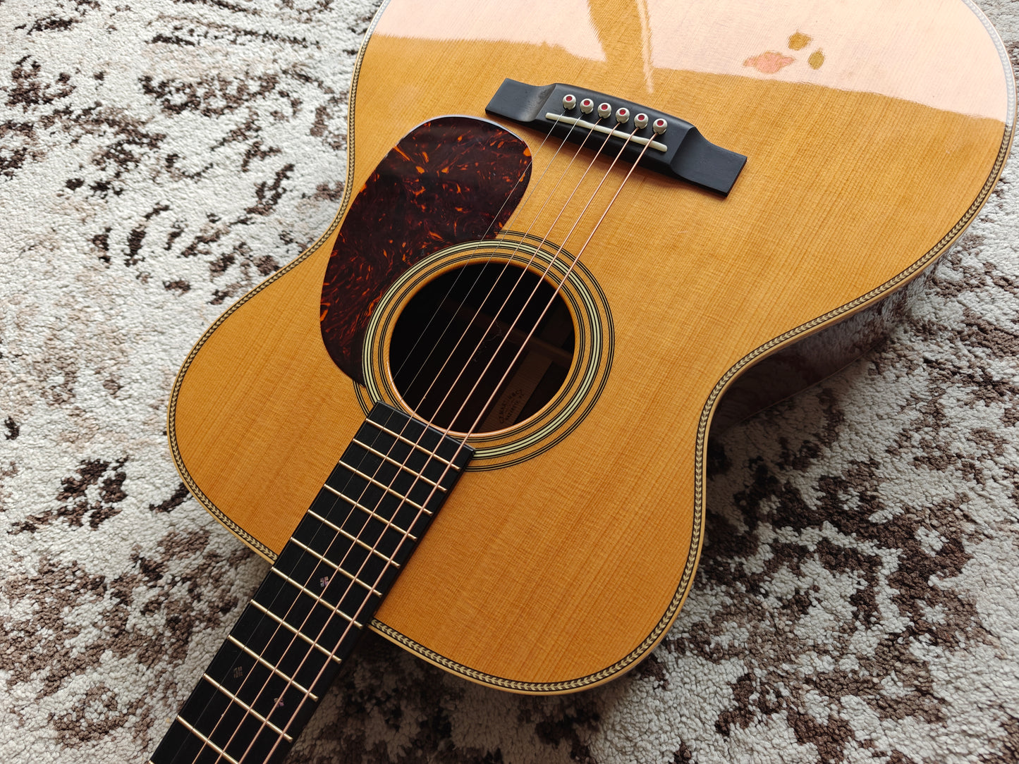 Martin 000 28 Modern Deluxe