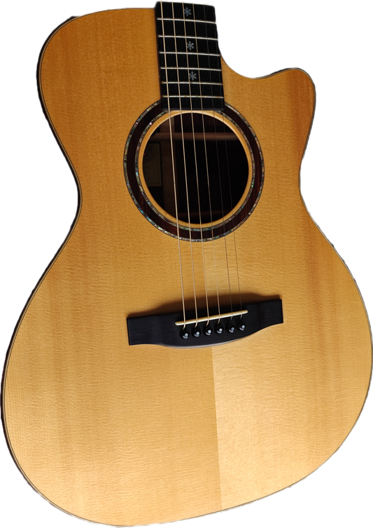 Lakewood M32-CP (25 years sound of magic)